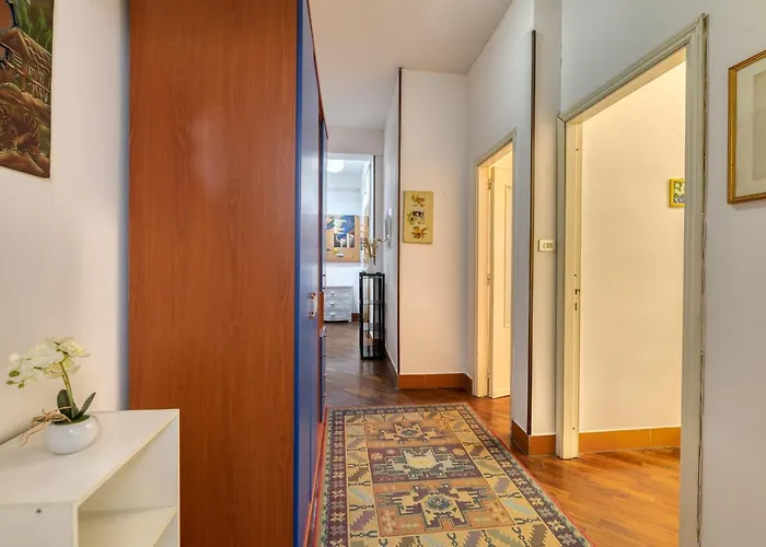 Izzhome Delightful *