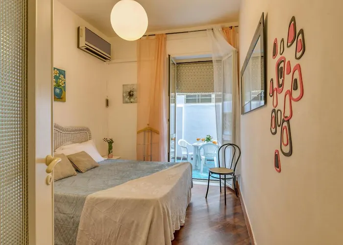 Izzhome Delightful アパート